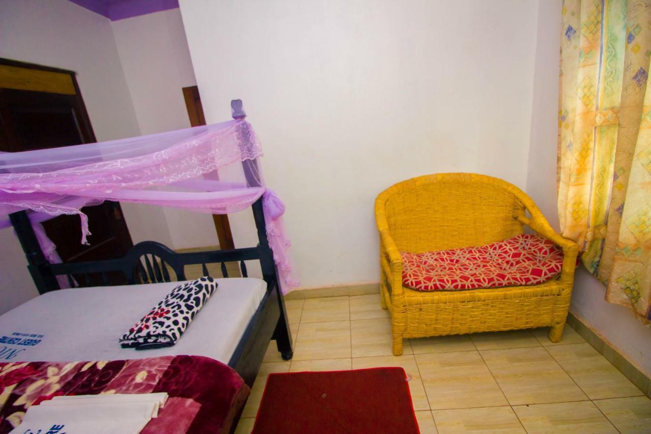 Nice Guest House Джинджа Экстерьер фото