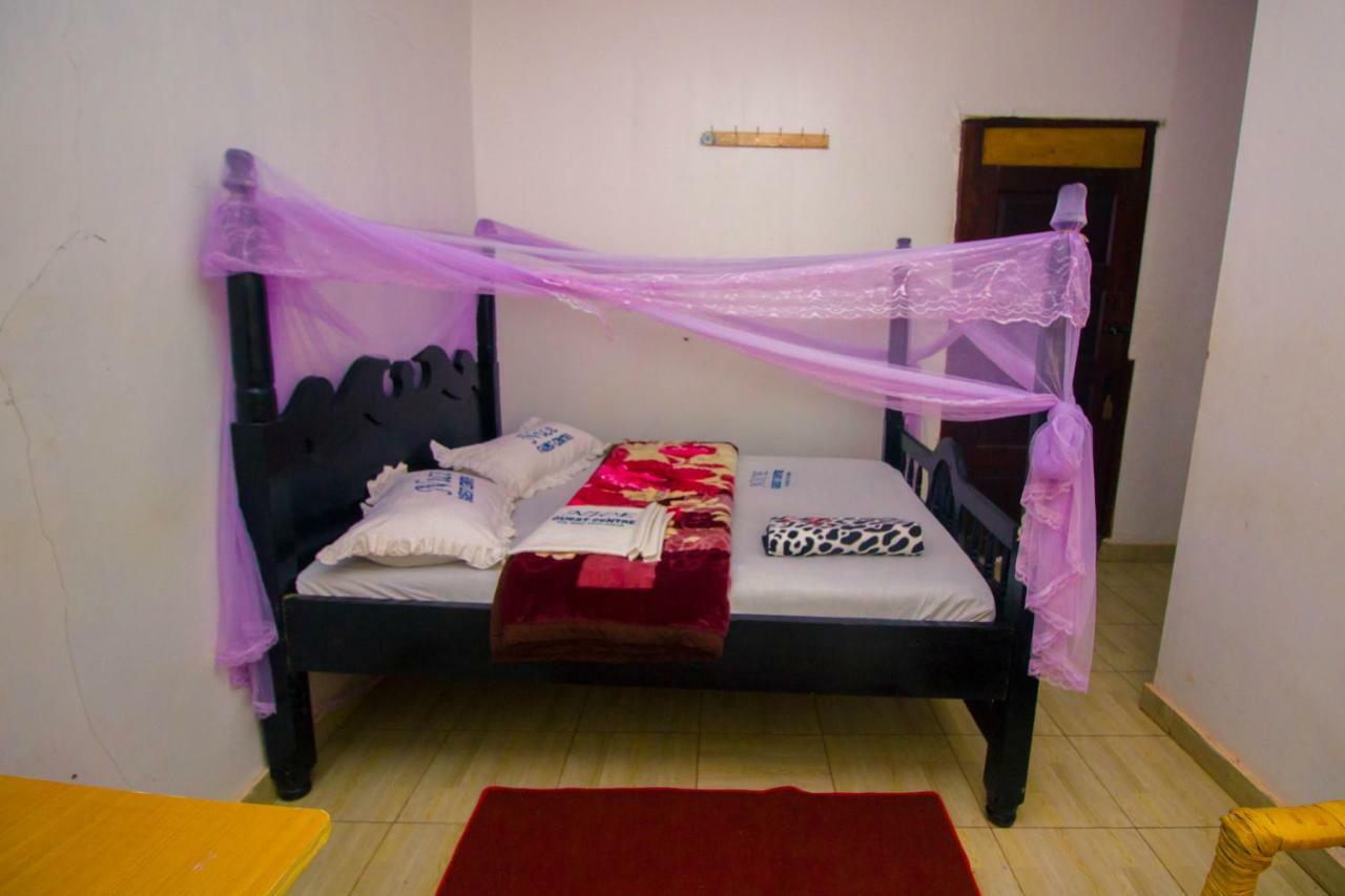 Nice Guest House Джинджа Экстерьер фото